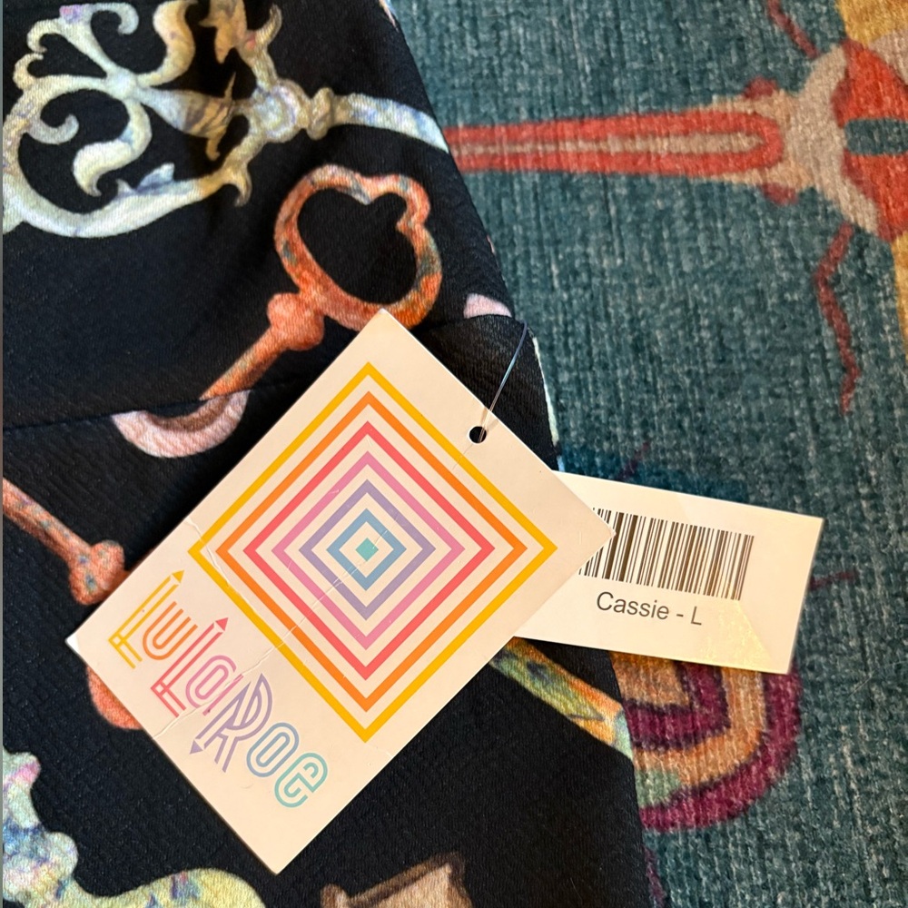 Lularoe Cassie key pencil skirt